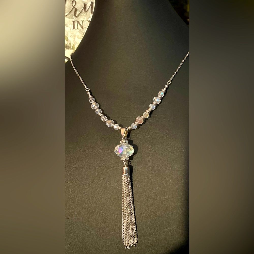 Silver Multicolor Stone Necklace with Free pair of earrings.